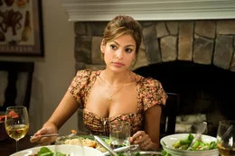 Dr. Sheila Gamble(Eva Mendes )