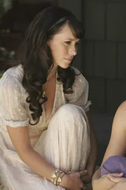 Melinda (Jennifer Love Hewitt) will einem kleinen Jungen helfen, der von einem Zug &uuml;berrollt wurde und nicht wei&szlig;, dass er tot ist.