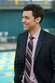 Sweets (John Francis Daley).