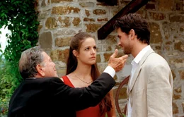 Nonno (Raf Vallone) sp&uuml;rt, dass Gioia (Helen Zellweger) und Max (Simon Verhoeven) mehr verbindet, als die beiden zugeben wollen.
