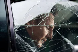 Dr. Harris (Liam Neeson)