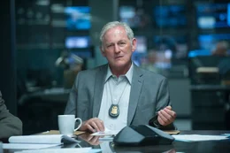 FBI-Spezialagent Dave Jennings (Victor Garber) ist der Vorgesetzte des neuen Einsatzes in Mexiko.