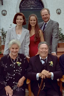 Alida Valli (Nonna), Anna Galiena (Serafina Salvini), Helen Zellweger (Gioia Altenburger), Raf Vallone (Nonno), Friedrich von Thun (Georg Altenburger).