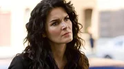 Jane Rizzoli (Angie Harmon) sucht einen Mörder. Wer hat junge Frauen ermordet und als Puppen zurechtgemacht? Jane Rizzoli (Angie Harmon) sucht einen Mörder. Wer hat junge Frauen ermordet und als Puppen zurechtgemacht?