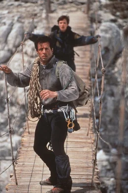 Ranger Gabriel "Gabe" Walker (Sylvester Stallone) und Jessie Deighan (Janine Turner)