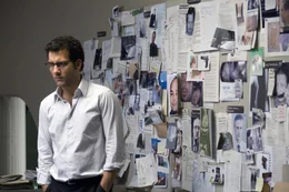 Louis Salinger (Clive Owen)