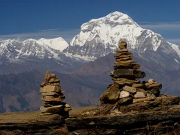 Der Himalaya entstand durch den Zusammensto&szlig; zweier Kontinentalplatten vor etwa 40 Millionen Jahren.