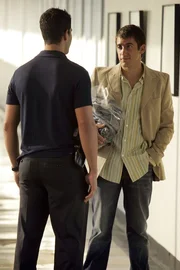 Die Aufklärung des Mordes an Brenda Hall erweist sich für Ryan Wolfe (Jonathan Togo, r.) und Eric Delko (Adam Rodriguez, l.) schwieriger als gedacht. Die Aufklärung des Mordes an Brenda Hall erweist sich für Ryan Wolfe (Jonathan Togo, r.) und Eric Delko (Adam Rodriguez, l.) schwieriger als gedacht.