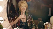 Deborah Vance (Jean Smart) ist eine erfolgreiche Star-Comedian und Ikone im Showgeschäft.