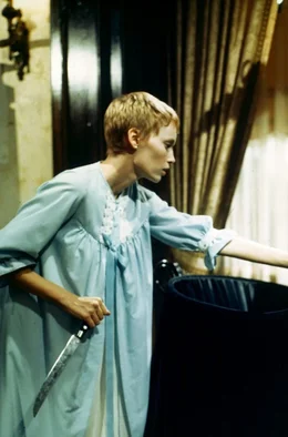 Rosemarie (Mia Farrow) m&ouml;chte die Wahrheit &uuml;ber ihr Baby wissen.