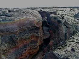 So k&ouml;nnte die fr&uuml;he Erde ausgesehen haben: eine leblose W&uuml;ste aus Lava-Felsen.