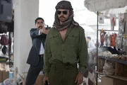 Der irakische Soldat Latif Yahia (Dominic Cooper, vorne) wird 1987 aufgrund einer frappierenden &Auml;hnlichkeit gezwungen, das Double von Saddam Husseins Sohn Uday zu spielen. Wider Willen f&uuml;gt er sich seinem Schicksal. Ein gef&auml;hrliches Spiel mit dem Feuer beginnt ...