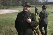 Die Spitzenfunktion&auml;re der DDR-Staatspartei SED lebten in abgeschirmten Siedlungen und &uuml;bten ihre Macht im Geheimen aus. Verborgen vor den Augen der &Ouml;ffentlichkeit gingen Erich Honecker und andere auch ihrer Jagdleidenschaft nach.