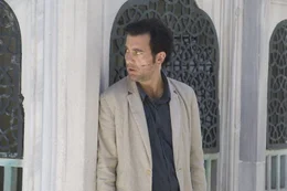 Als Interpol-Agent Louis Salinger (Clive Owen) klar wird, dass die m&auml;chtige Bank ihre Gegner r&uuml;cksichtslos aus dem Weg r&auml;umt, &auml;ndert er seine Strategie ...