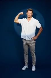 Werwölfe - Das Spiel von List und Täuschung, Luca „Diszipliniert, smart, loyal.“ Luca (29), Handwerker und Extremsportler aus Brühl. Werwölfe - Das Spiel von List und Täuschung, Luca „Diszipliniert, smart, loyal.“ Luca (29), Handwerker und Extremsportler aus Brühl.