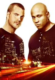 (9. Staffel) - Ermitteln Undercover im sonnigen Kalifornien, um die nationale Sicherheit zu wahren: Special Agent G. Callen (Chris O'Donnell, l.) und Special Agent Sam Hanna (LL Cool J, r.) ...