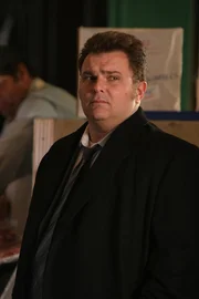 Der aktuelle Fall bereitet Det. Nick Vera (Jeremy Ratchford) Kopfzerbrechen ... Der aktuelle Fall bereitet Det. Nick Vera (Jeremy Ratchford) Kopfzerbrechen ...