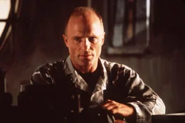 General Francis X. Hummel (Ed Harris) droht damit biochemische Waffen einzusetzen, falls die Regierung nicht auf seine Forderungen eingeht.