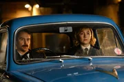 L-R: Inspektor Stoppard (Sam Rockwell) und Constable Stalker (Saoirse Ronan)