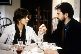 Seit dem Tod ihres Sohnes ist die Beziehung zwischen Paola (Laura Morante) und Giovanni (Nanni Moretti) schwierig geworden.