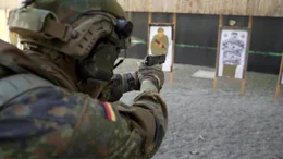 Schie&szlig;&uuml;bungen geh&ouml;ren zum Pflichtprogramm der Bundeswehrsoldaten.