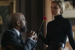 Bathurst 2020 (Chiwetel Ejiofor, l.); Agent Shin (Wallis Day, r.)