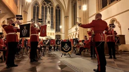 Britische Milit&auml;rkapelle beim britisch-deutschen Gottesdienst.