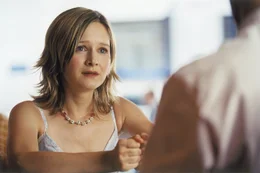 Charlotte (Stefanie Stappenbeck) hat ein gro&szlig;es Problem: Sie kann nicht "nein" sagen! Da fordert eines Tages ein Italiener ihr leichtfertig gegebenes "Ja" ein ...
