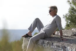 Hatte mit der Frau seines Lebens einen Traumurlaub geplant, der sich bereits nach wenigen Tagen in einen Alptraum verwandelt: Manuel (Christoph M. Ohrt) ...