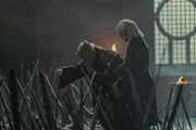 König Viserys I. Targaryen (Paddy Considine, l.); Daemon Targaryen (Matt Smith, r.)