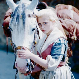 Einzig das treue Pferd Falada k&ouml;nnte noch verhindern, dass die b&ouml;se Magd Liesa die Stelle der Prinzessin Aurinia (Dana Moravkova) einnimmt.