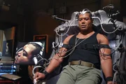 Aus Spiel wird schnell Ernst. Teal'c (Christopher Judge) testet eine neue Videosimulation, in der das Kämpfen gegen die Goa'Uld trainiert wird. Das Experiment geht schief ...