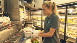Jana Beller, die einstige Siegerin von "Germany&rsquo;s Next Topmodel", ist heute selbstst&auml;ndige Franchisepartnerin einer gro&szlig;en Backshop-Kette.