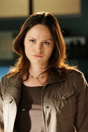 Sara Sidel (Jorja Fox) Sara Sidel (Jorja Fox)