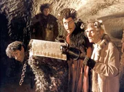 Mit diesem Teufel (Karel Hermanek, 2.v.li.)l&auml;sst sich gar nicht gut spa&szlig;en.