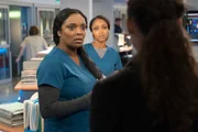 CHICAGO MED -- "Clarity" Episode 110 -- Pictured: (l-r) Marlyne Barrett als Maggie Lockwood, Yaya DaCosta als April Sexton CHICAGO MED -- "Clarity" Episode 110 -- Pictured: (l-r) Marlyne Barrett als Maggie Lockwood, Yaya DaCosta als April Sexton