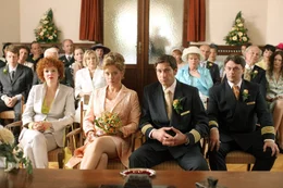 Stefanie Dvorak (Beb&eacute;), Muriel Baumeister (Marie), Andreas Kiendl (Hubert).