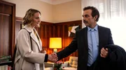 Romy Heiland (Christina Athenst&auml;dt, l.) ist &uuml;berrascht, dass sie bei ihrem aktuellen Mandat auf Rudi Illić (Aleksandar Jovanovic, r.) als Anwalt der Gegenseite trifft.