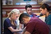 CHICAGO MED -- "Intervention" Episode 111 -- Pictured: (l-r) Julie Berman as Dr. Sam Zanetti, Colin Donnell as Dr. Connor Rhodes, Lorena Diaz as Nurse Doris, Brian Tee as Dr. Ethan Choi CHICAGO MED -- "Intervention" Episode 111 -- Pictured: (l-r) Julie Berman as Dr. Sam Zanetti, Colin Donnell as Dr. Connor Rhodes, Lorena Diaz as Nurse Doris, Brian Tee as Dr. Ethan Choi