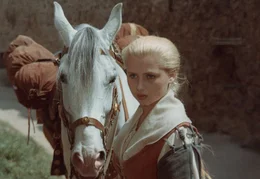 4. Aurinias (Dana Mor&aacute;kov&aacute;) treues und kluges Pferd Fallada will der Prinzessin helfen und versucht, den Schwindel aufzudecken.