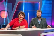 Comedienne Meltem Kaptan und Schauspieler Antoine Monot Jr. gehen Fragen aus dem allt&auml;glichen Leben mit Witz und gewitzt auf den Grund.