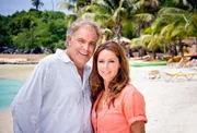Immmer für seine Gäste da: Hotelmanager Markus Winter (Christian Kohlund) mit der Touristin Linda