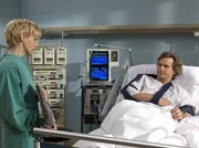 Bei der Operation von Rico Hähnel (Dierk Prawdzik) ist es zu lebensgefährlichen Komplikationen gekommen. Dr. Kathrin Globisch (Andrea Kathrin Loewig) konfrontiert ihn damit, dass er ihnen die Einnahme von Anabolika nicht hätte verschweigen dürfen. Rico Hähnel wird klar, dass er so nicht weitermachen kann.