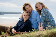 Die Familie hält zusammen: Noah Kraus als Leo Reynolds, Nadine Warmuth als Holly Reynolds, Johanna Hens als Lisa Reynolds.