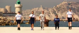 L - R: Sissi Duparc (Sandrine), Malik Bentalha, Franck Gastambide, Anouar Toubali, Monsieur Poulpe