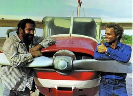 Salud (Bud Spencer, l.) und Plata (Terence Hill, r.)