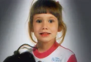 Die neunjährige Jessica Knott verschwindet spurlos vor dem Haus ihrer Eltern. Die neunjährige Jessica Knott verschwindet spurlos vor dem Haus ihrer Eltern.