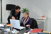 Geraten wegen ungerechtfertigter Vorwürfe aneinander: Alexander (Paul Grasshoff, l.) und Mia (Josephine Schmidt, r.) ... Geraten wegen ungerechtfertigter Vorwürfe aneinander: Alexander (Paul Grasshoff, l.) und Mia (Josephine Schmidt, r.) ...