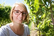 Die 25-jährige Schwäbin Marie-Luise Hornstein ist heuer die Jüngste in der Landfrauenrunde. Mary-Lu, wie sie alle nennen, ist gelernte Winzerin und arbeitet im elterlichen Betrieb mit, zu dem auch eine Brennerei und eine sogenannte "Besenwirtschaft" gehören.