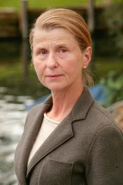 Therese Affolter (Gabriele Garchinger).